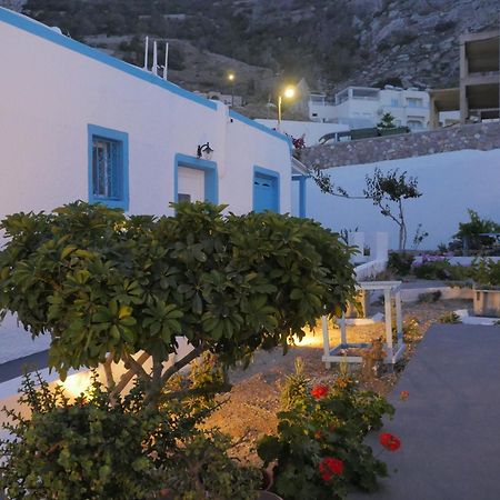 Kamári Ancient Thera Apartments מראה חיצוני תמונה
