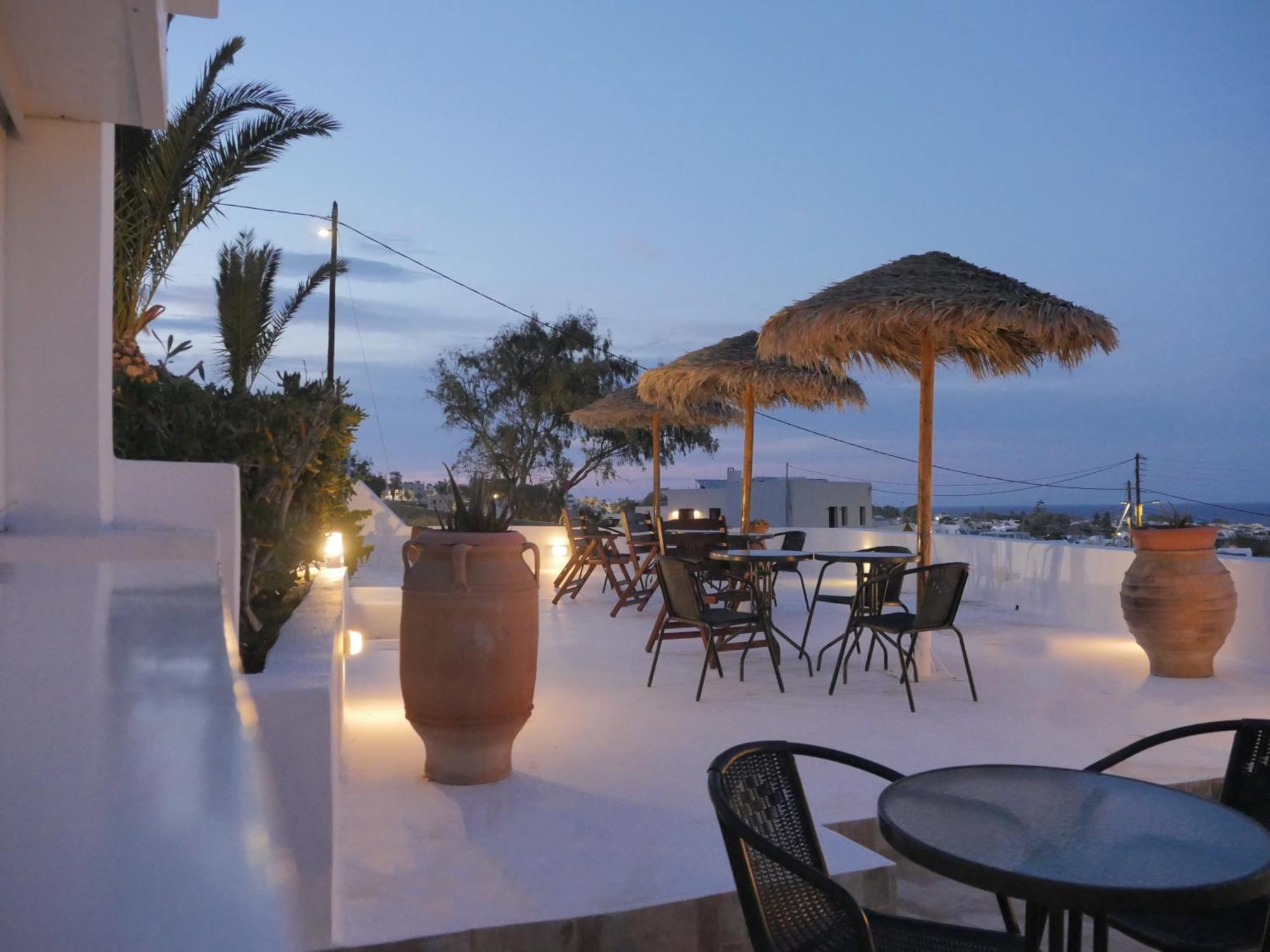 Kamári Ancient Thera Apartments מראה חיצוני תמונה